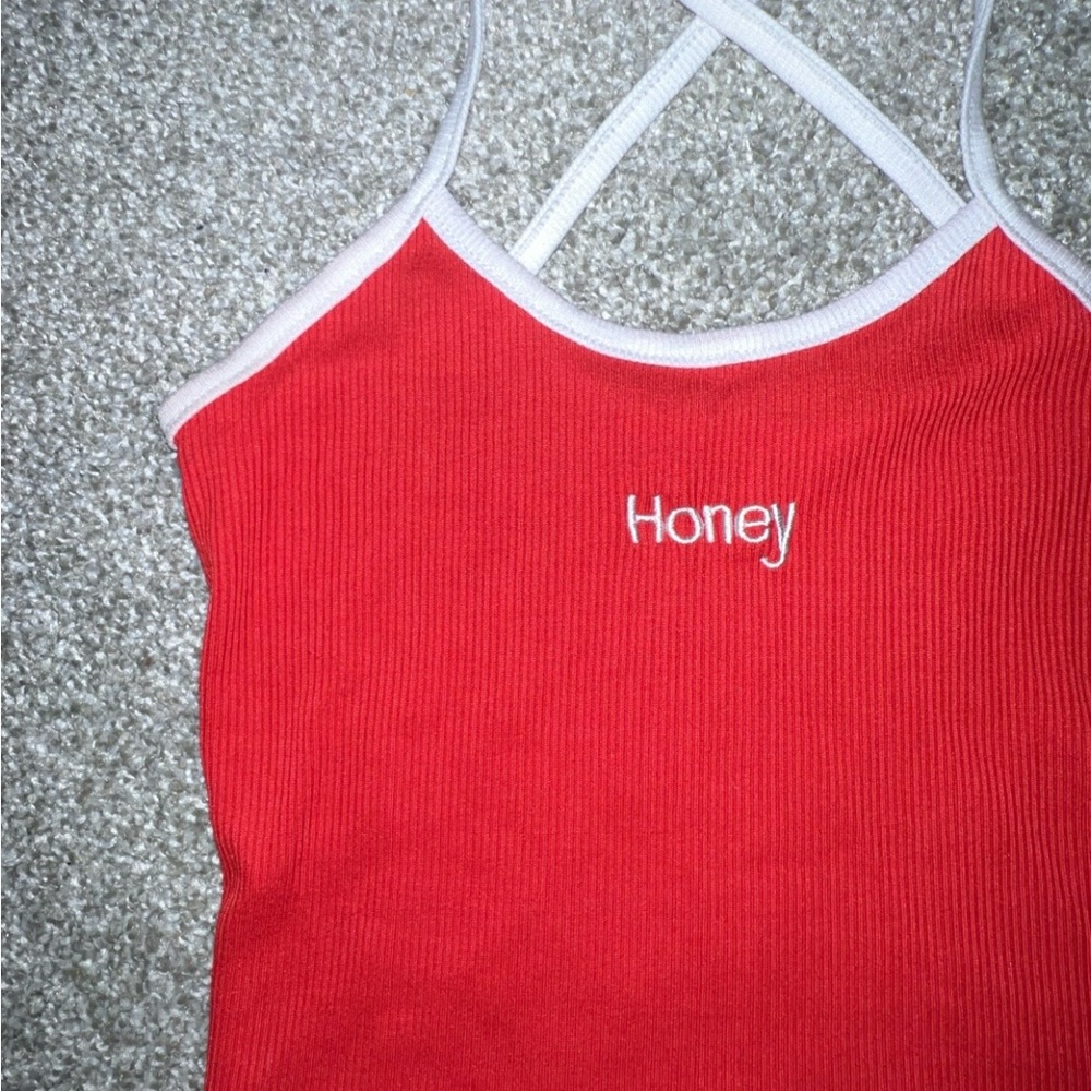 Red Crop Top❤️🤍 - Picture 4 of 5